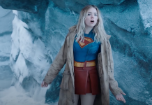 Supergirl | Figurino original é revelado no estande da Warner na CCXP25