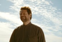 La Perra, estrelado por Selton Mello, será o filme de encerramento do 54º Festival de Cinema de Gramado